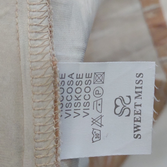 Sweet Miss multicolored print dress size medium - Picture 7 of 8